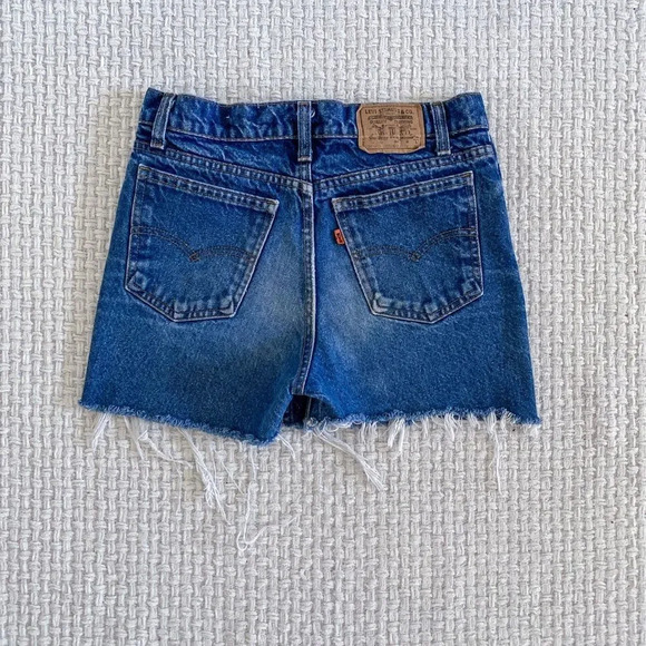 𝅺vintage Levi’s Orange Tab 705-0216 Student Fit Cutoffs - Picture 4 of 5